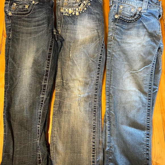 Lot of 3-Size 27 Miss Me Cuffed Capris - Picture 5 of 9